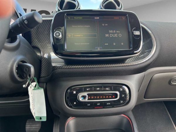smart-fortwo-iii-2020-eq-british-green-22kw-sku88714