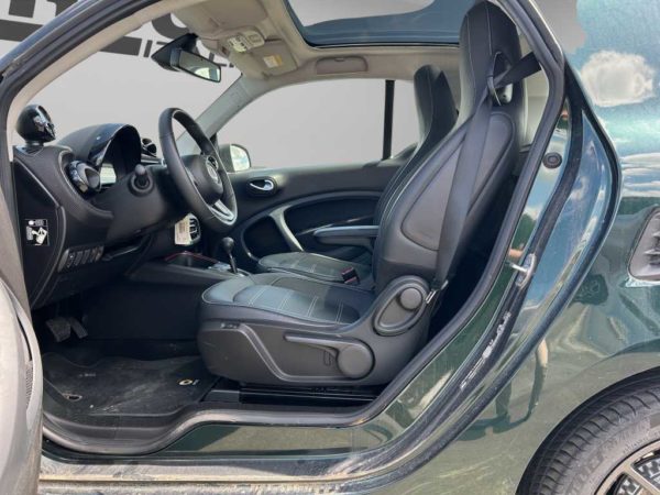 smart-fortwo-iii-2020-eq-british-green-22kw-sku88714