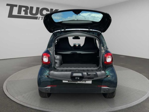 smart-fortwo-iii-2020-eq-british-green-22kw-sku88714