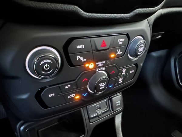jeep-renegade-2019-16-mjt-limited-2wd-130cv-sku90496