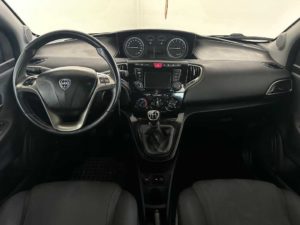 lancia-ypsilon-iii-12-gold-ss-69cv-my19-sku90992