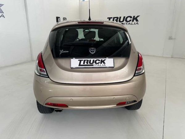 lancia-ypsilon-iii-12-gold-ss-69cv-my19-sku90992