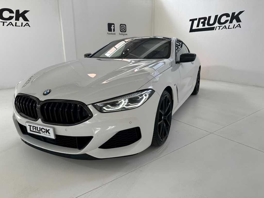 Serie 8 G15  M 850i Coupe Xdrive Individual Composition Auto