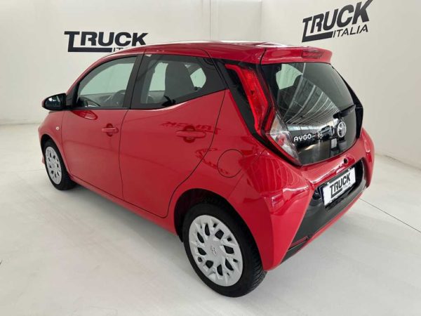 toyota-aygo-ii-2018-5p-10-x-play-72cv-sku91356