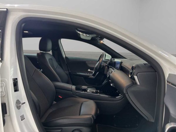 mercedes-benz-vc-classe-a-w177-2018-180-d-sport-light-auto-sku91522