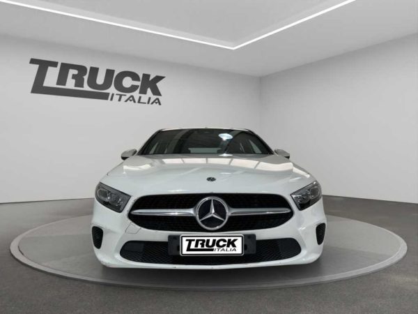 mercedes-benz-vc-classe-a-w177-2018-180-d-sport-light-auto-sku91522