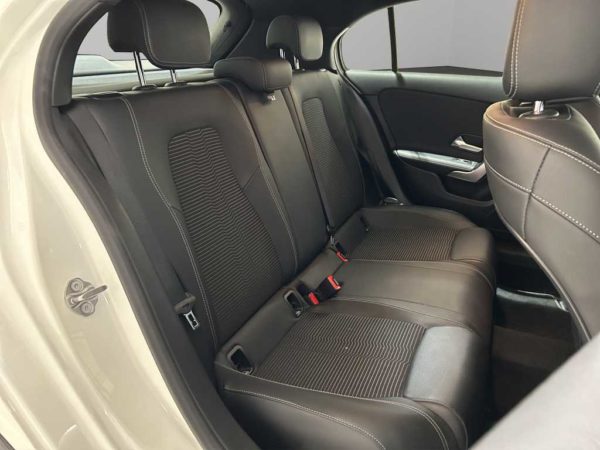 mercedes-benz-vc-classe-a-w177-2018-180-d-sport-light-auto-sku91522