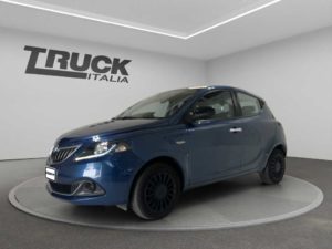 lancia-ypsilon-iii-2021-10-firefly-hybrid-silver-ss-70cv-sku92039