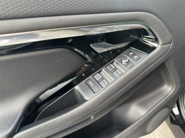 land-rover-range-evoque-ii-2019-20d-i4-mhev-r-dynamic-hse-awd-163cv-auto-sku92166