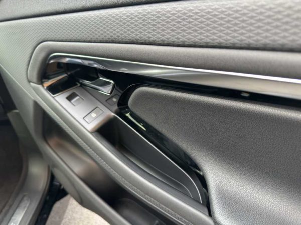 land-rover-range-evoque-ii-2019-20d-i4-mhev-r-dynamic-hse-awd-163cv-auto-sku92166