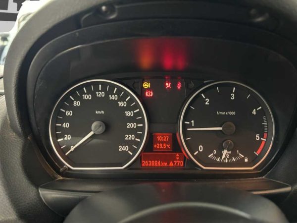 bmw-serie-1-e-81-82-87-88-118d-cabrio-20-attiva-143cv-sku92227