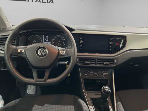 volkswagen-polo-vi-2017-5p-10-mpi-comfortline-75cv-sku92312