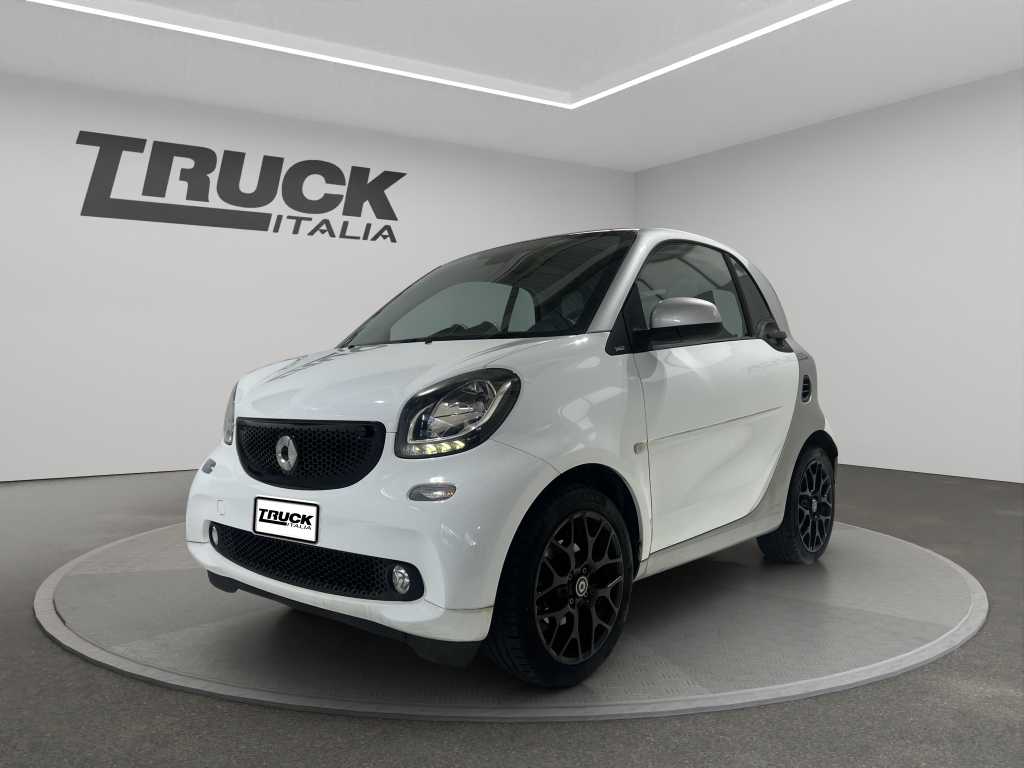 smart-fortwo-iii-2015-10-passion-71cv-twinamic-sku92485