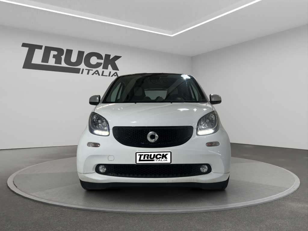 smart-fortwo-iii-2015-10-passion-71cv-twinamic-sku92485