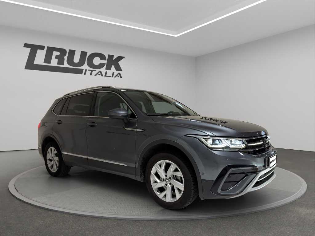 volkswagen-tiguan-ii-20-tdi-elegance-150cv-dsg-sku92504