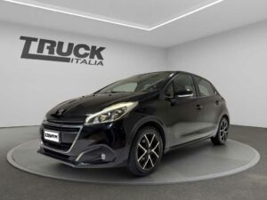 peugeot-208-i-2015-5p-12-puretech-allure-82cv-sku92800